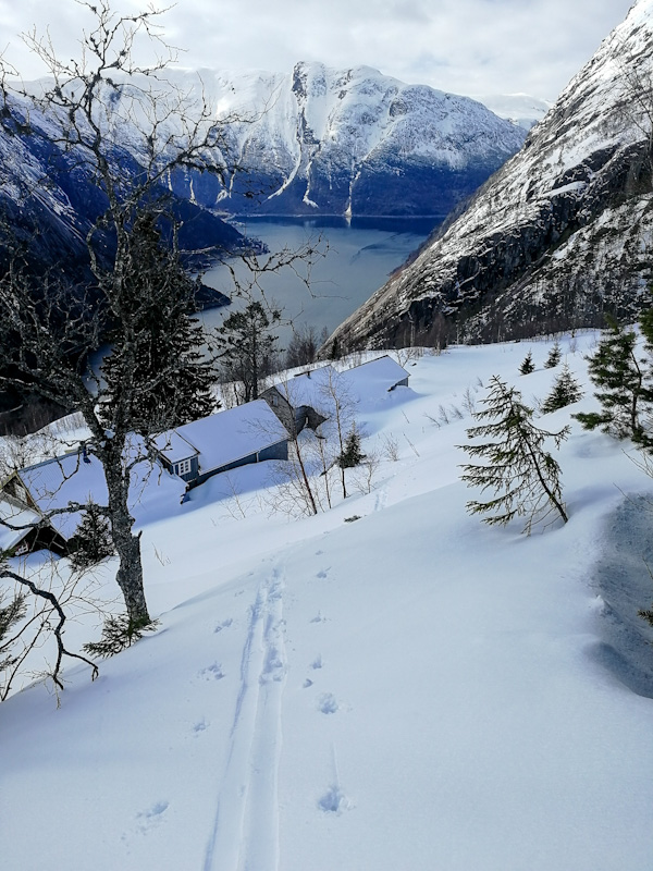 Kjeåsen med Eidfjord i bakgrunnen